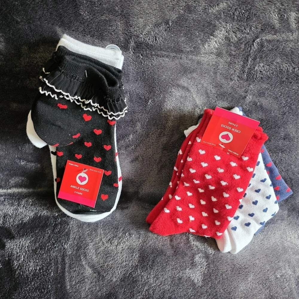 New women's Mini Hearts Scallop Cuff Crew & Ankle Valentine's Day Socks 2 sets